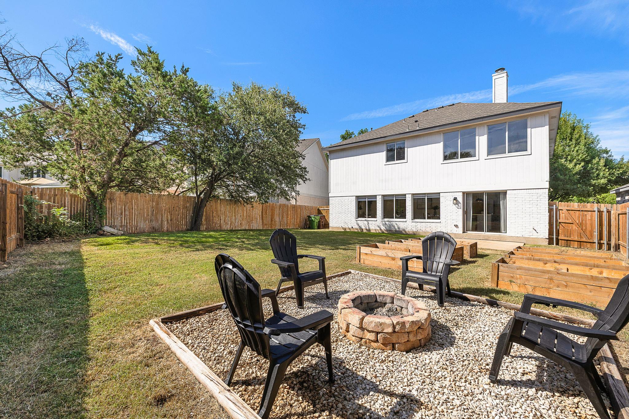 3817 Tailfeather Dr Property Photo 36