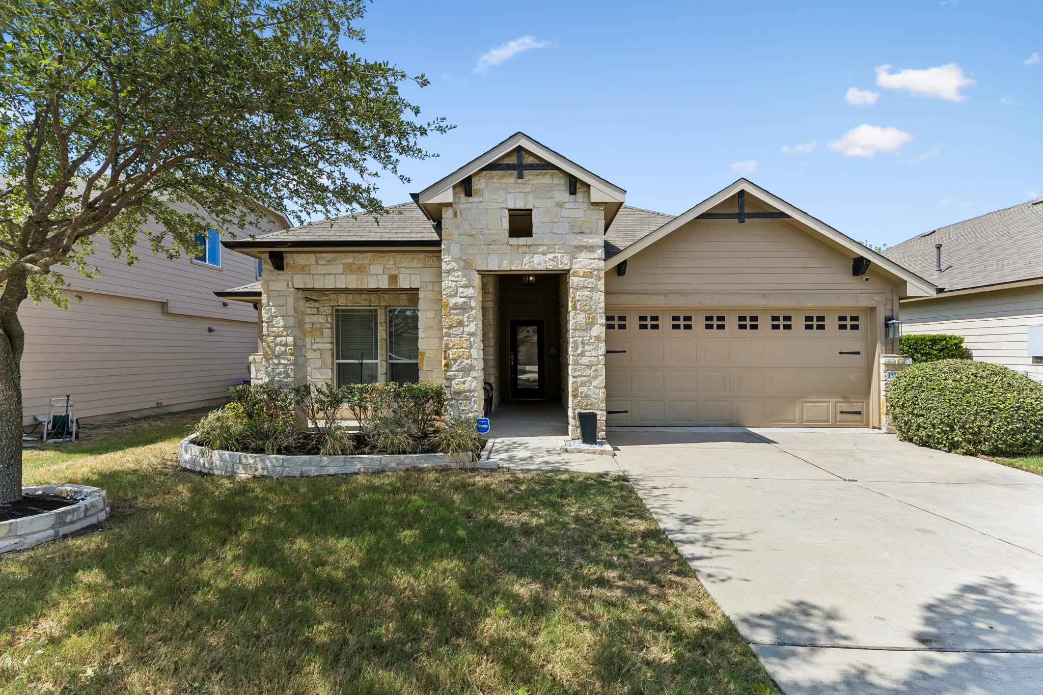 13736 Harrisglenn Dr Property Photo 1