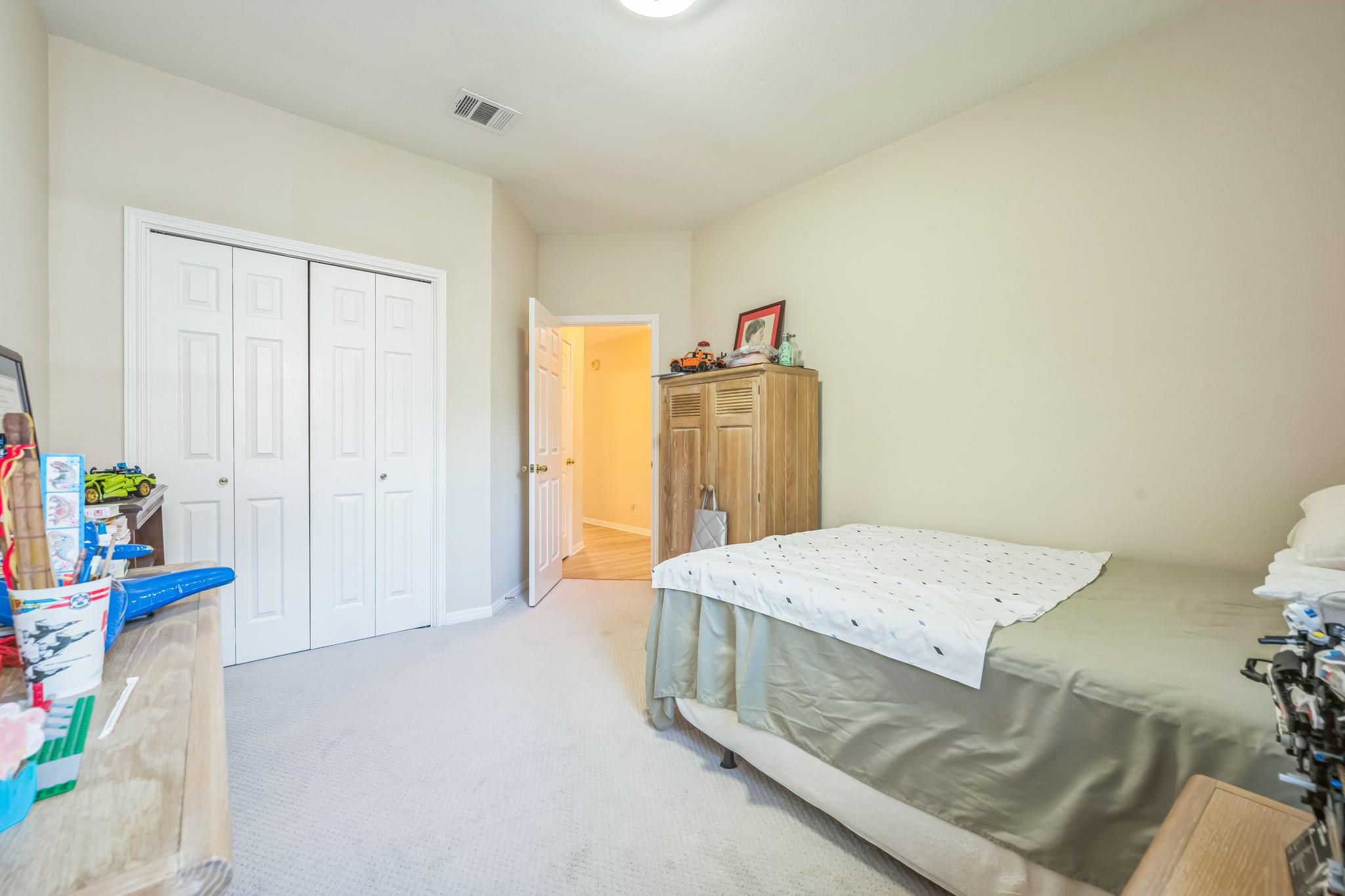 9002 Brimstone Ln Property Photo 26