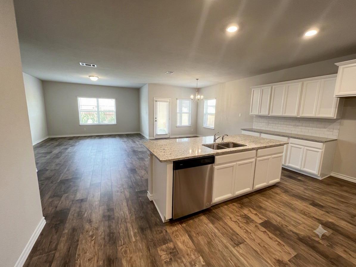 445 Blue Stem Rd Property Photo 5