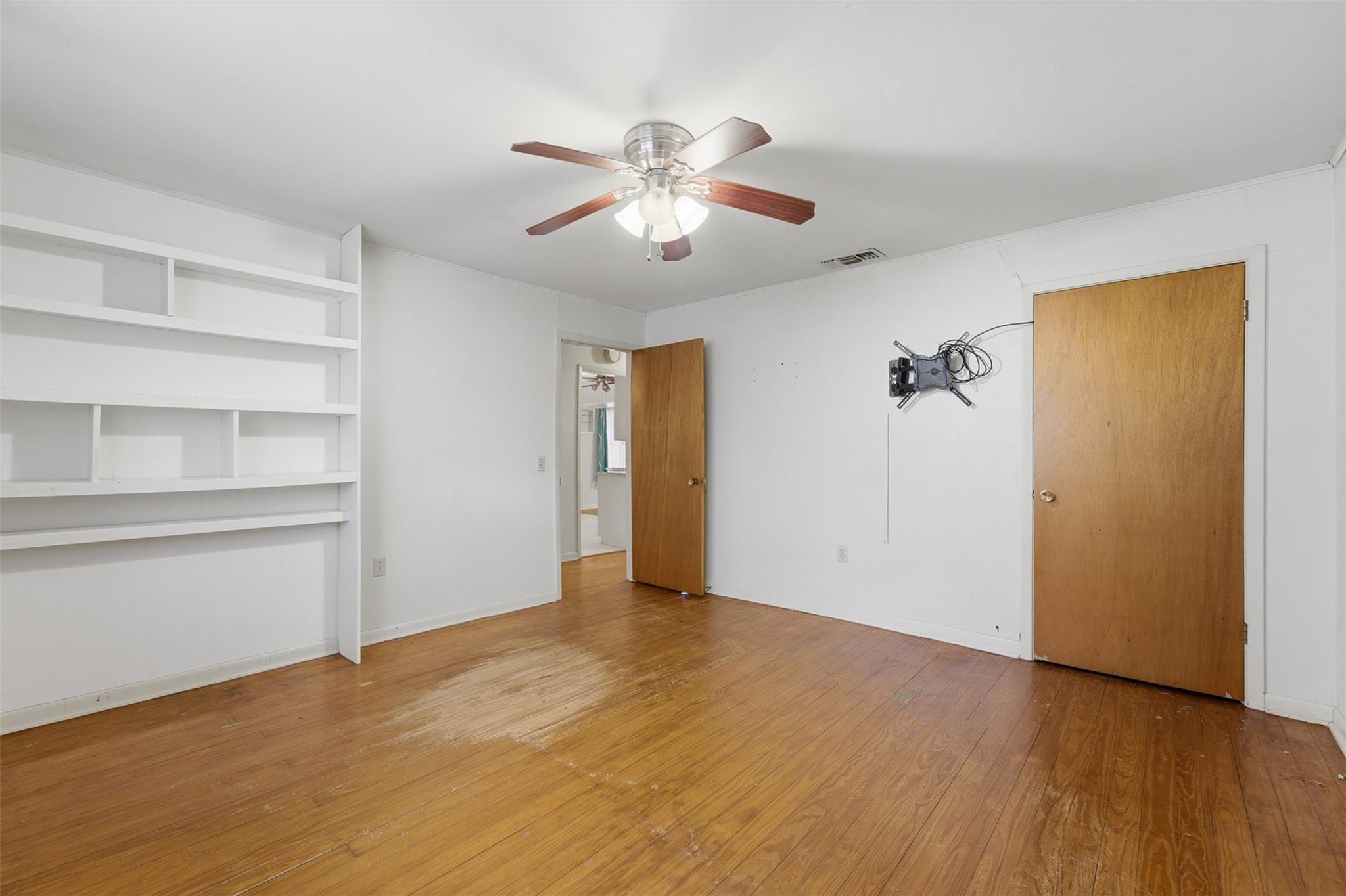 520 Seydler St Property Photo 15