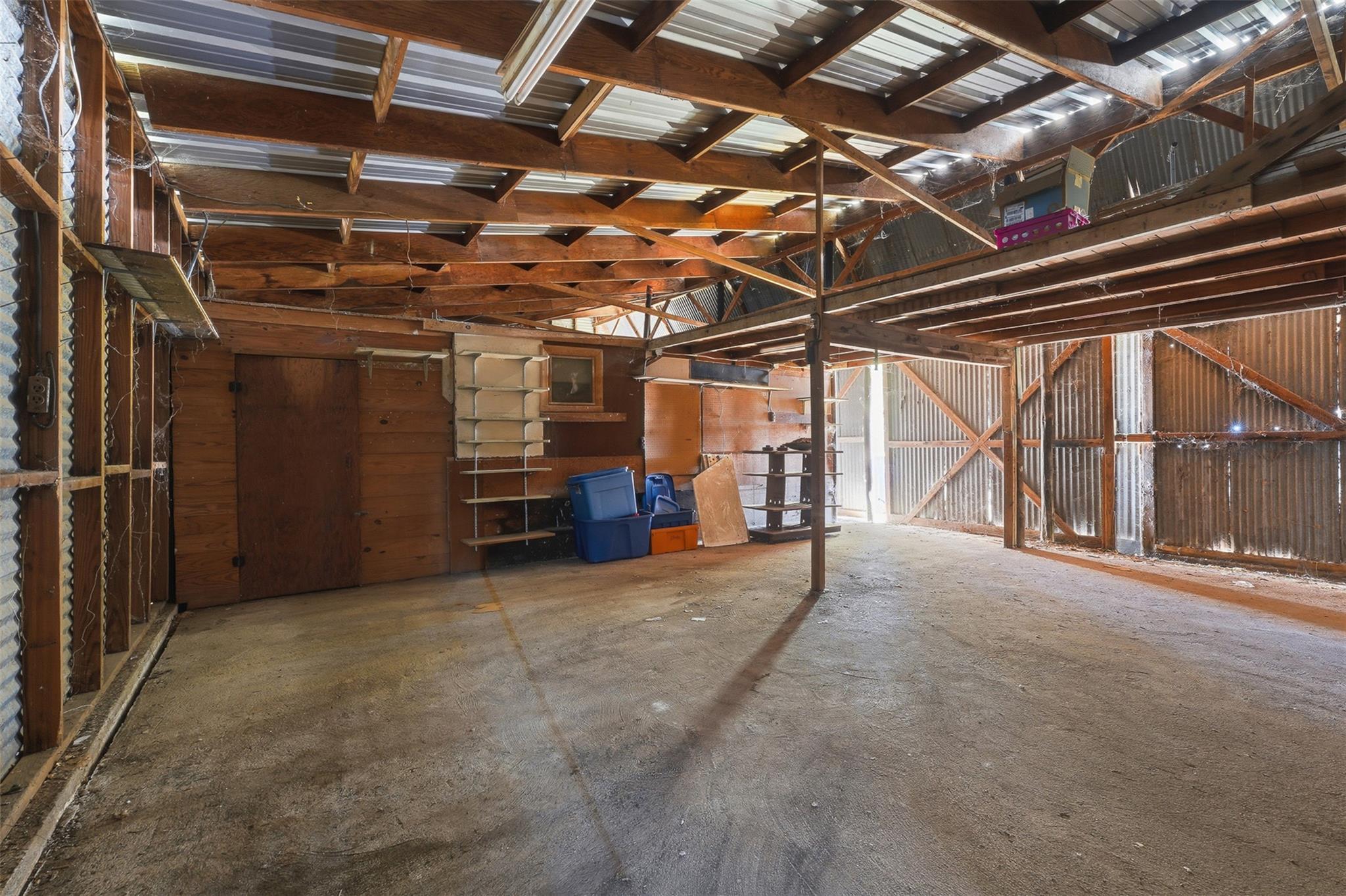 520 Seydler St Property Photo 19