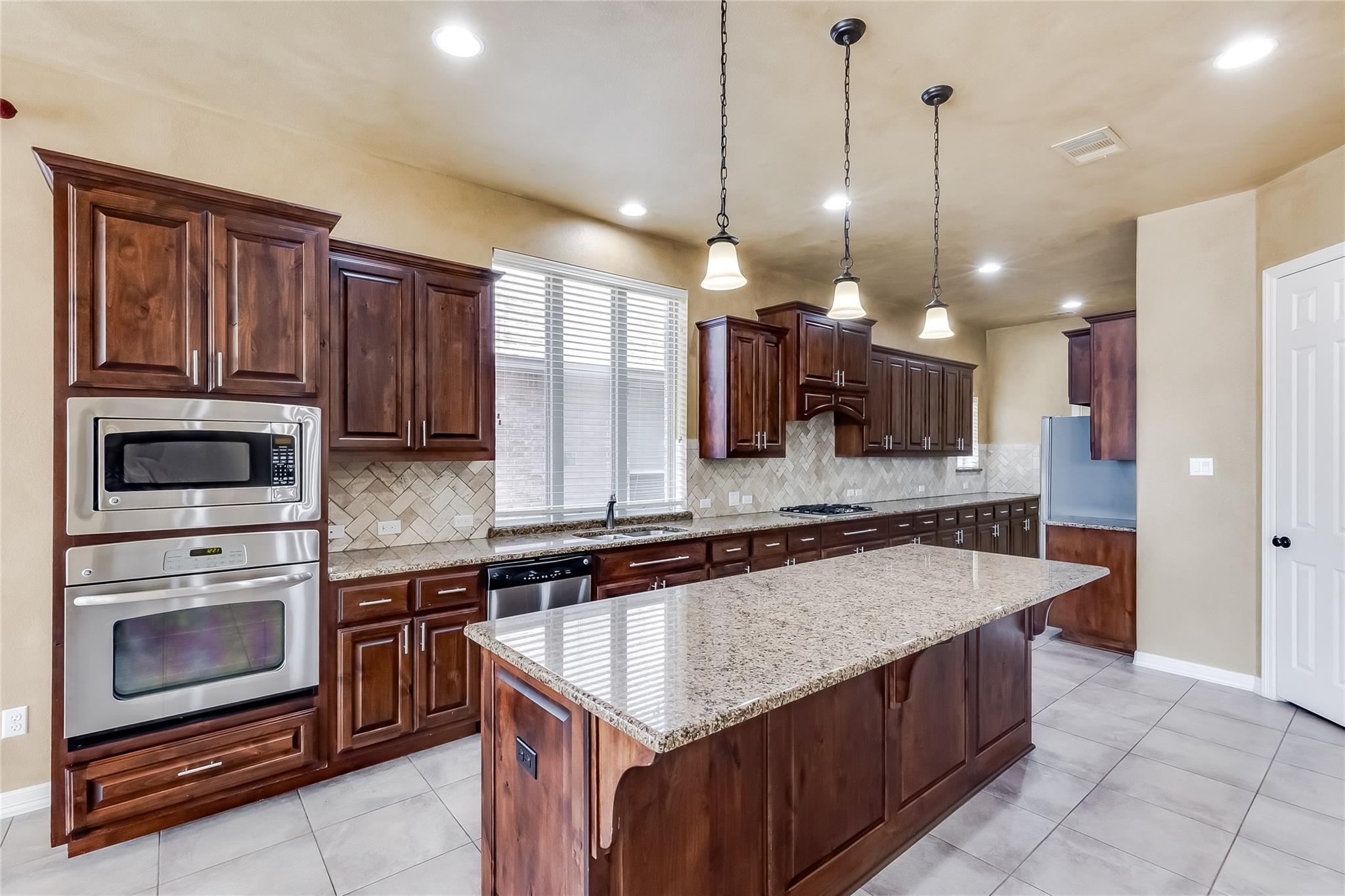 3519 Alexandrite Way Property Photo 13