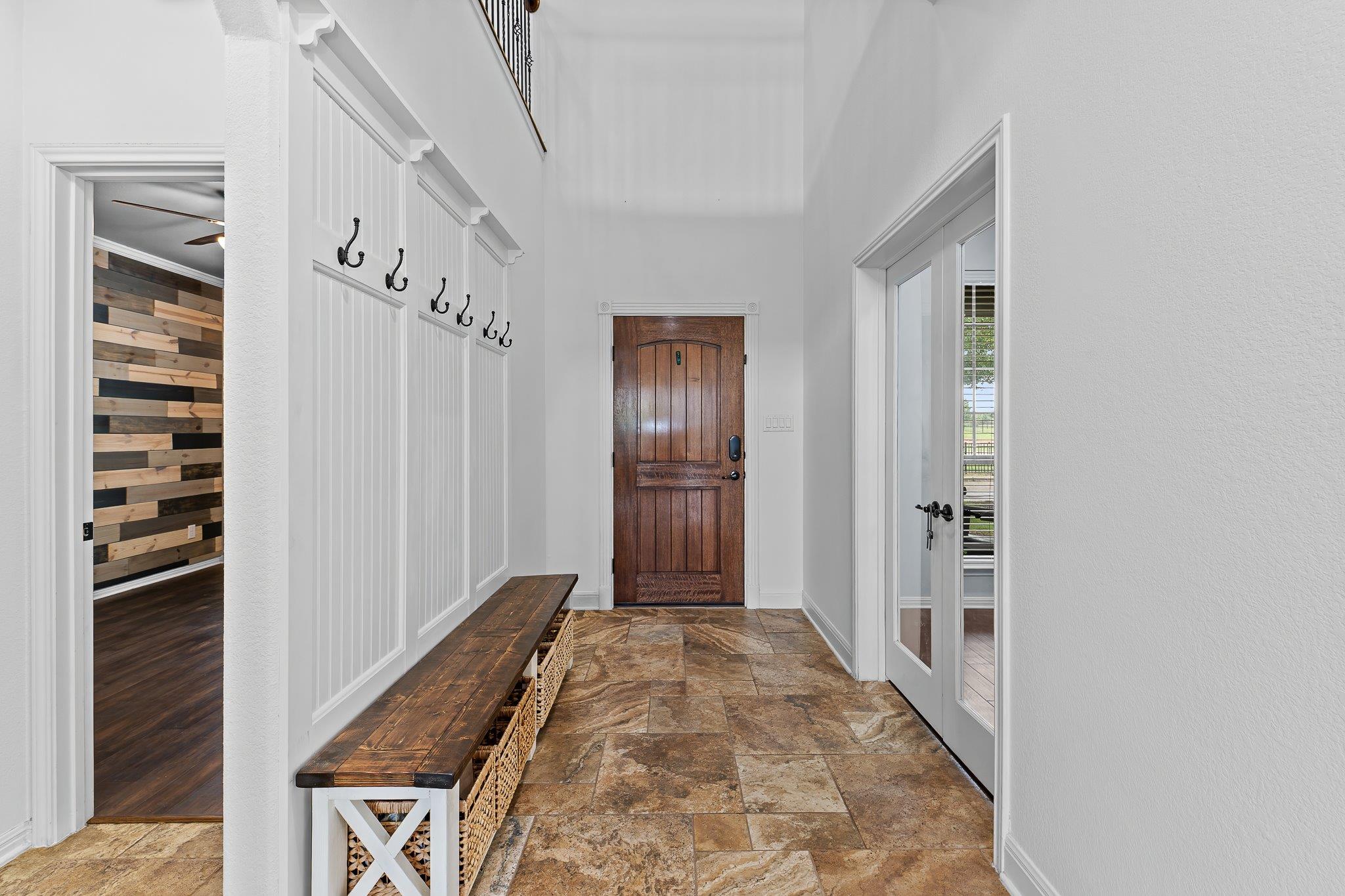 1100 Teravista Xing Property Photo 4