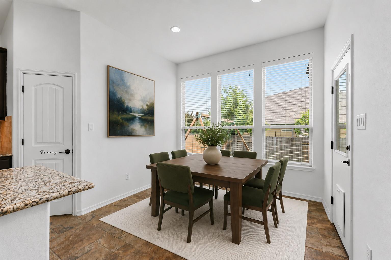 1100 Teravista Xing Property Photo 15