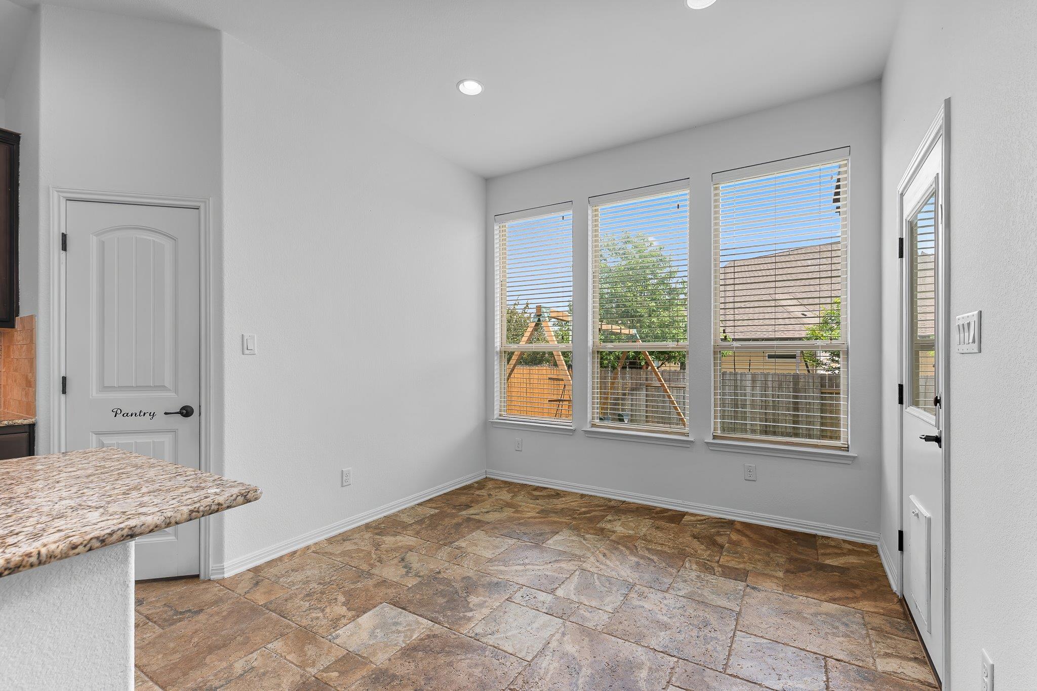 1100 Teravista Xing Property Photo 16