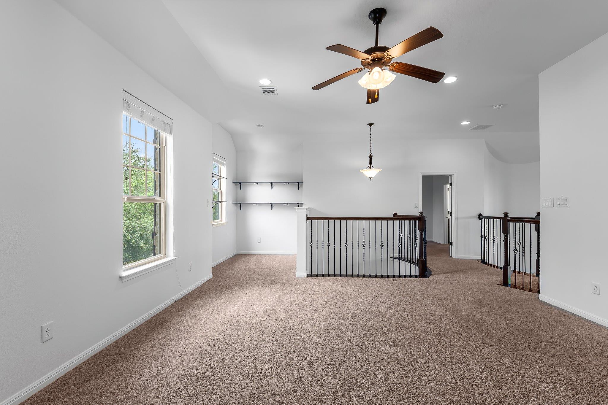 1100 Teravista Xing Property Photo 25