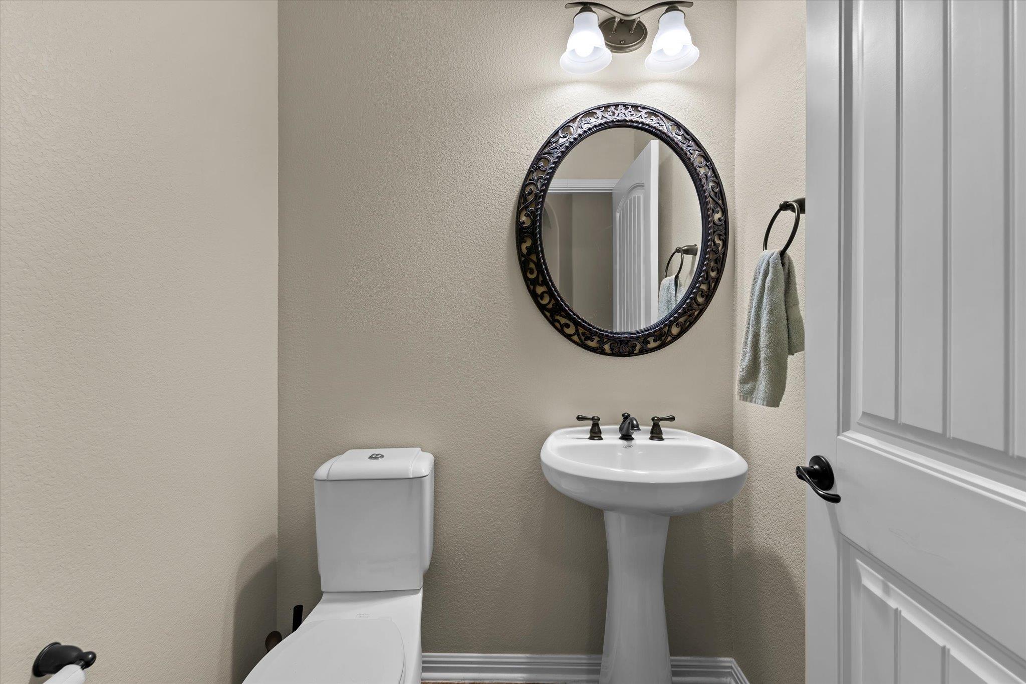 1100 Teravista Xing Property Photo 26