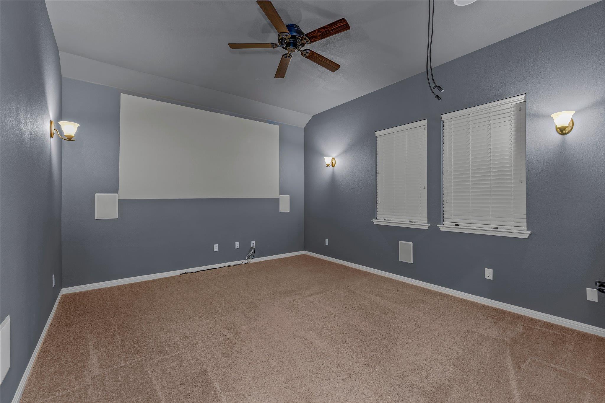 1100 Teravista Xing Property Photo 30