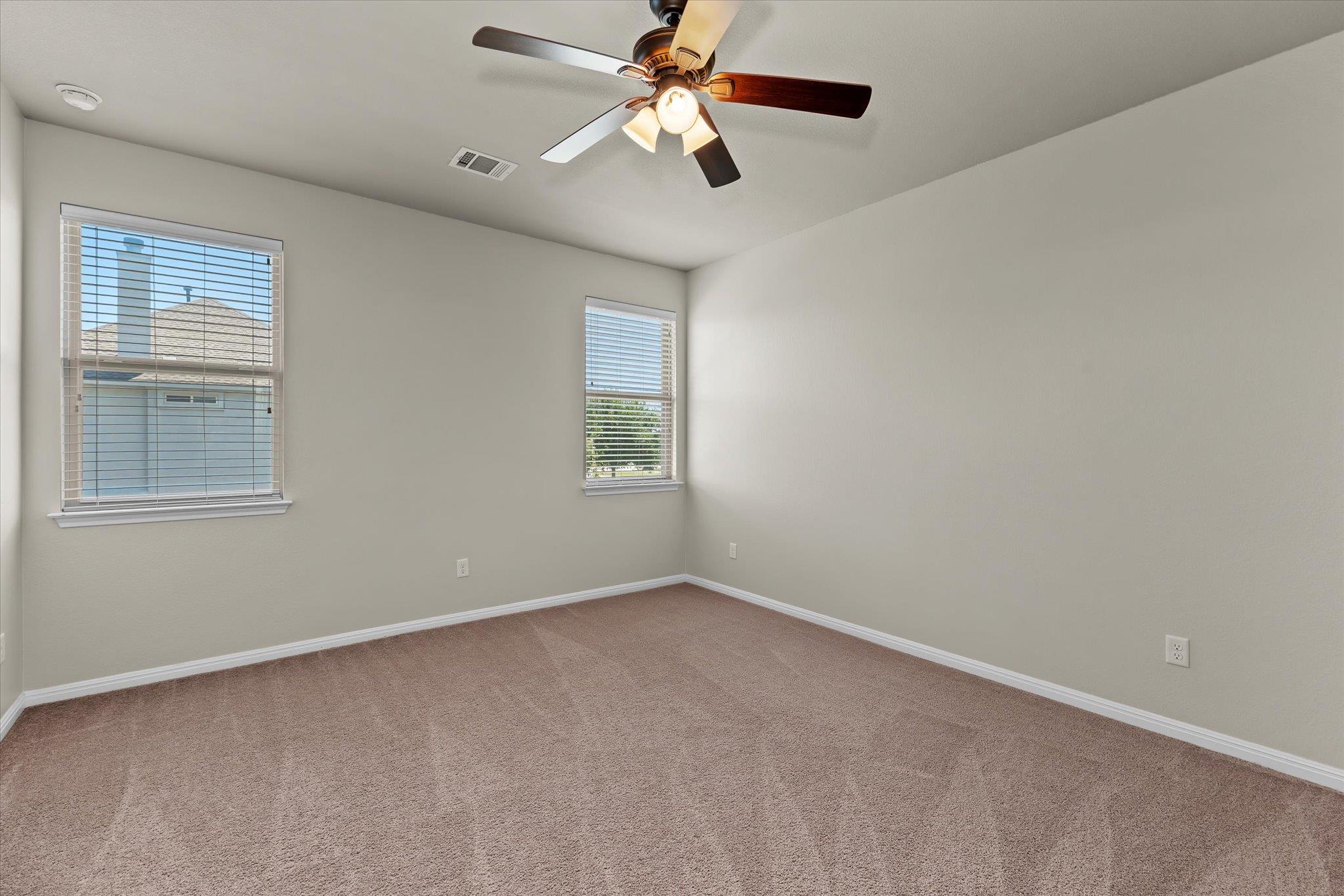 1100 Teravista Xing Property Photo 31