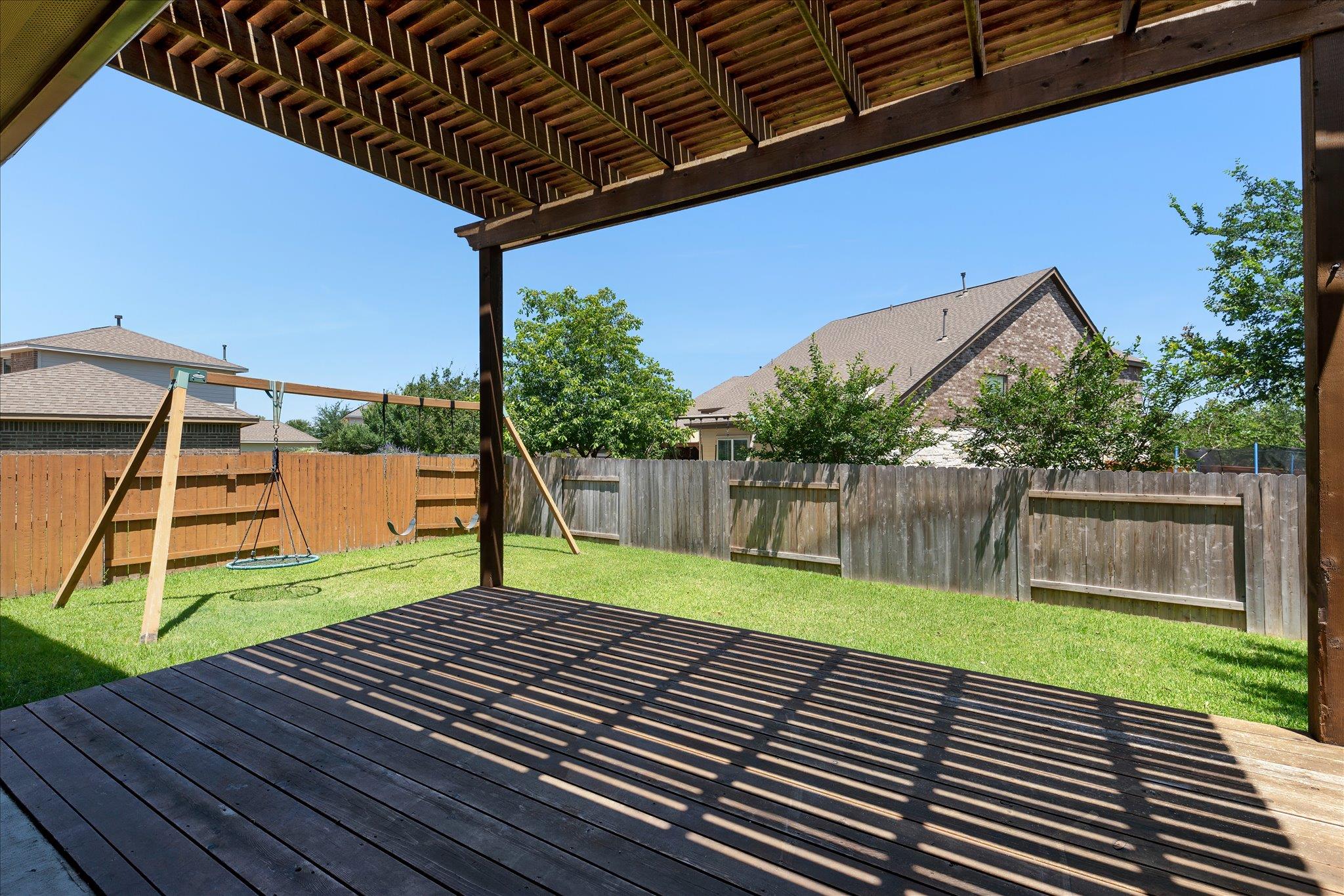 1100 Teravista Xing Property Photo 37