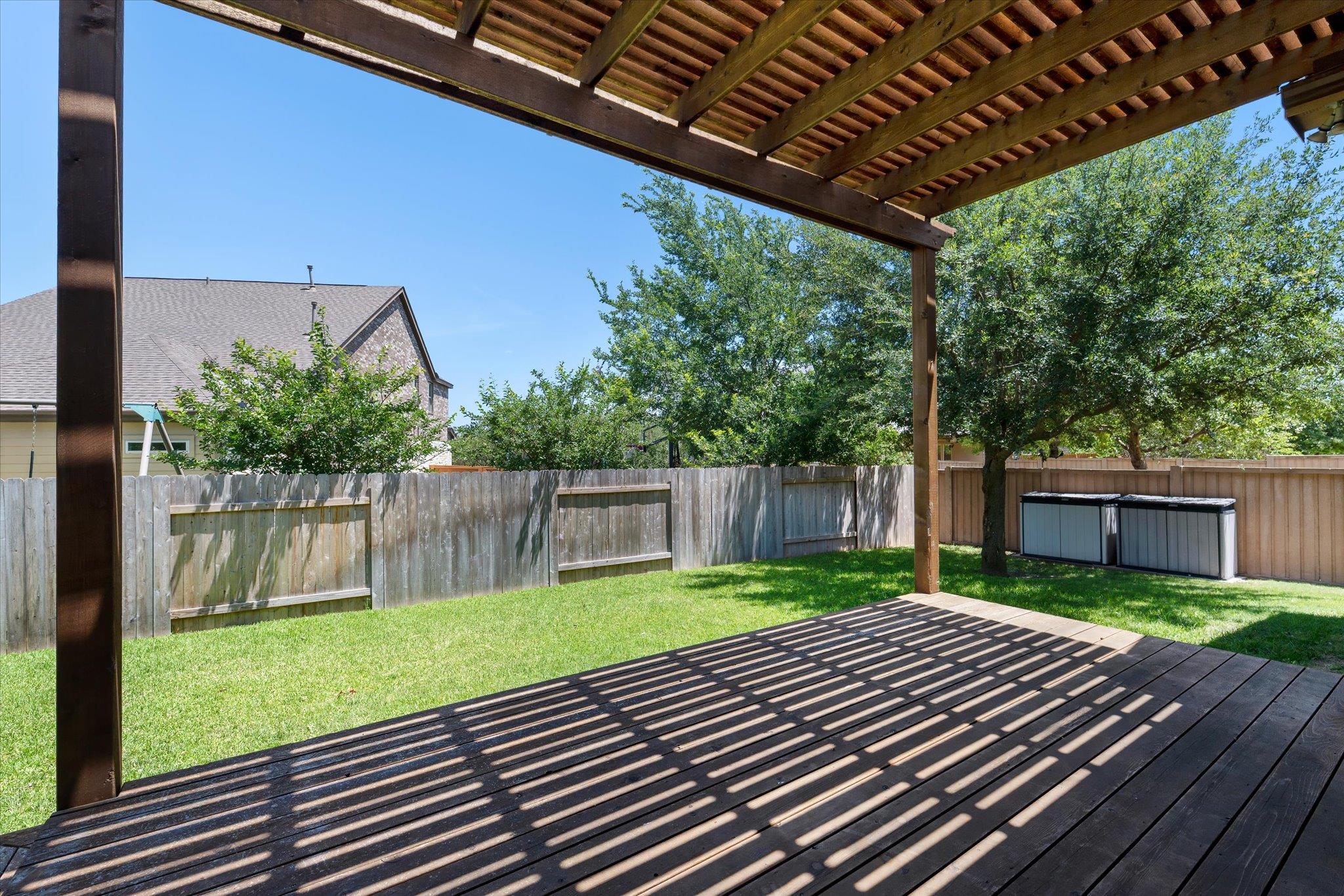 1100 Teravista Xing Property Photo 38
