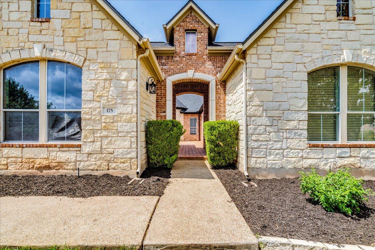 175 Blazing Star Dr Property Photo 1