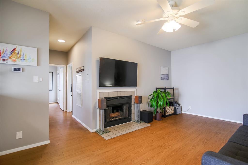 106 E 30th St #208 Property Photo 5
