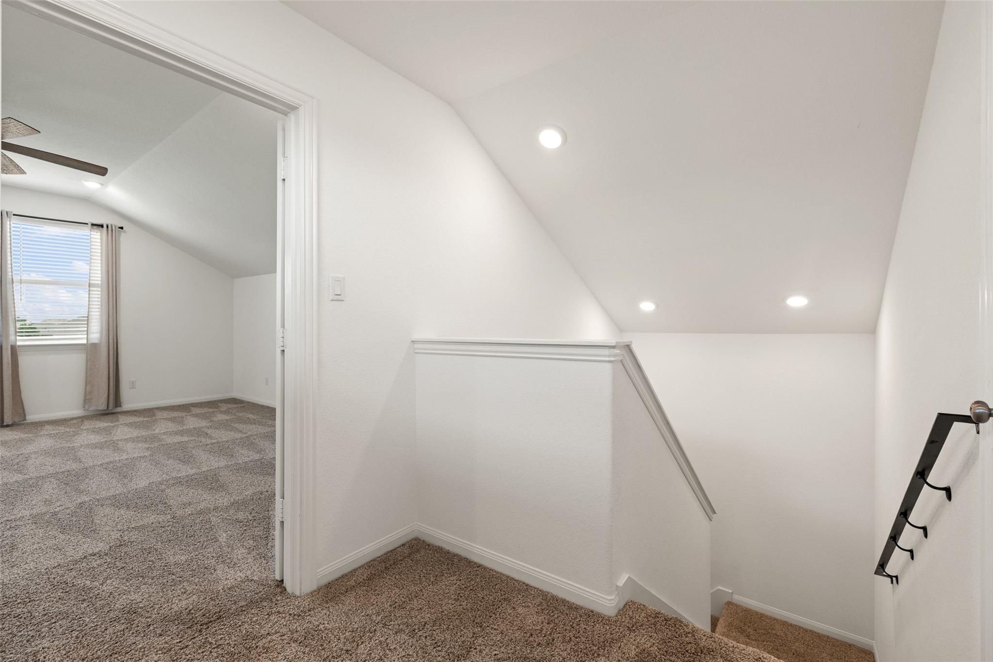505 Sixpence Ln Property Photo 21