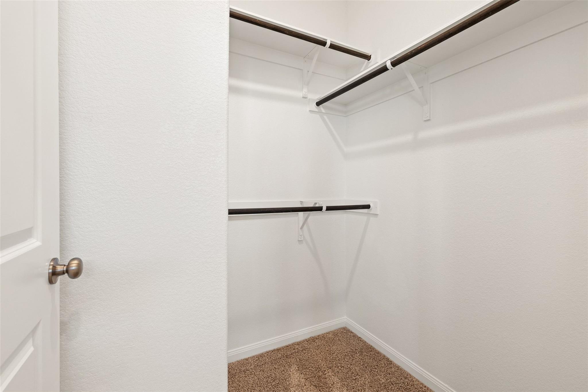 505 Sixpence Ln Property Photo 24