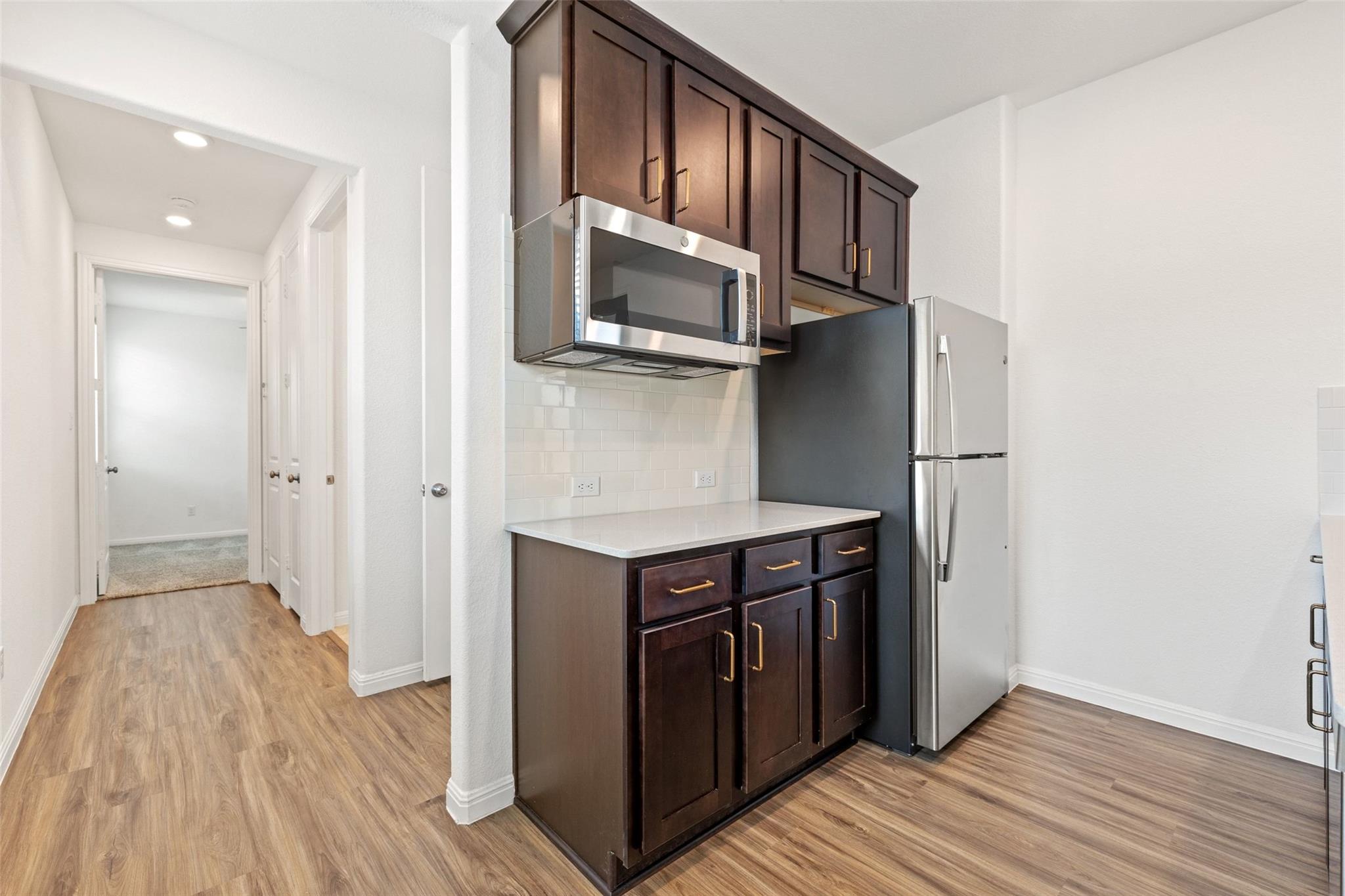 505 Sixpence Ln Property Photo 27