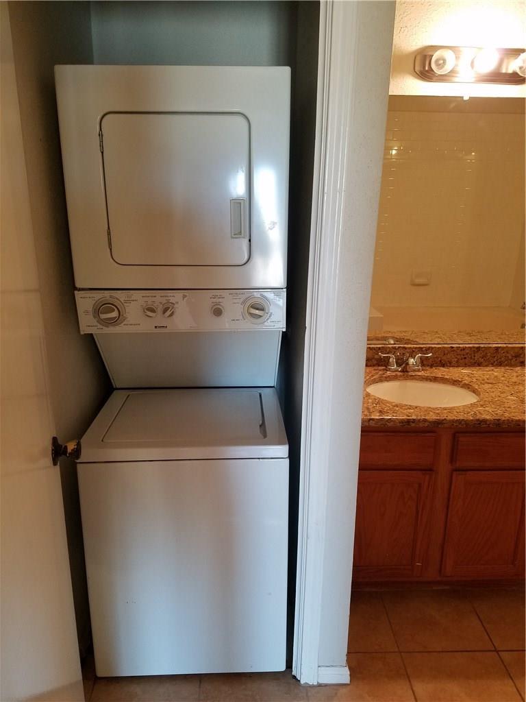 2450 Wickersham Ln #1317 Property Photo 10