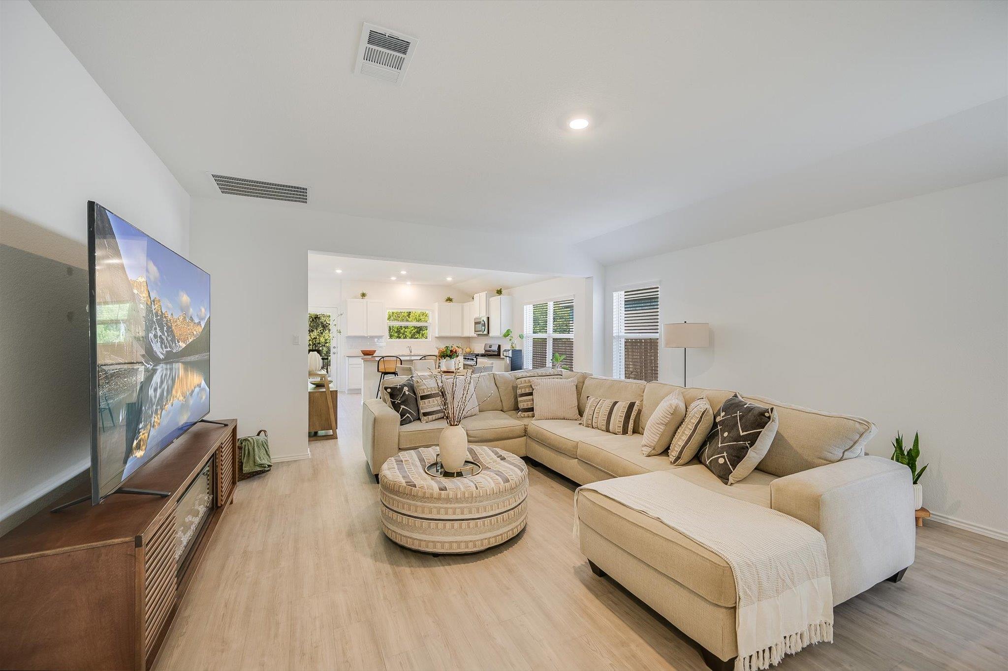 1701 Chapel Ranch Rd Property Photo 5