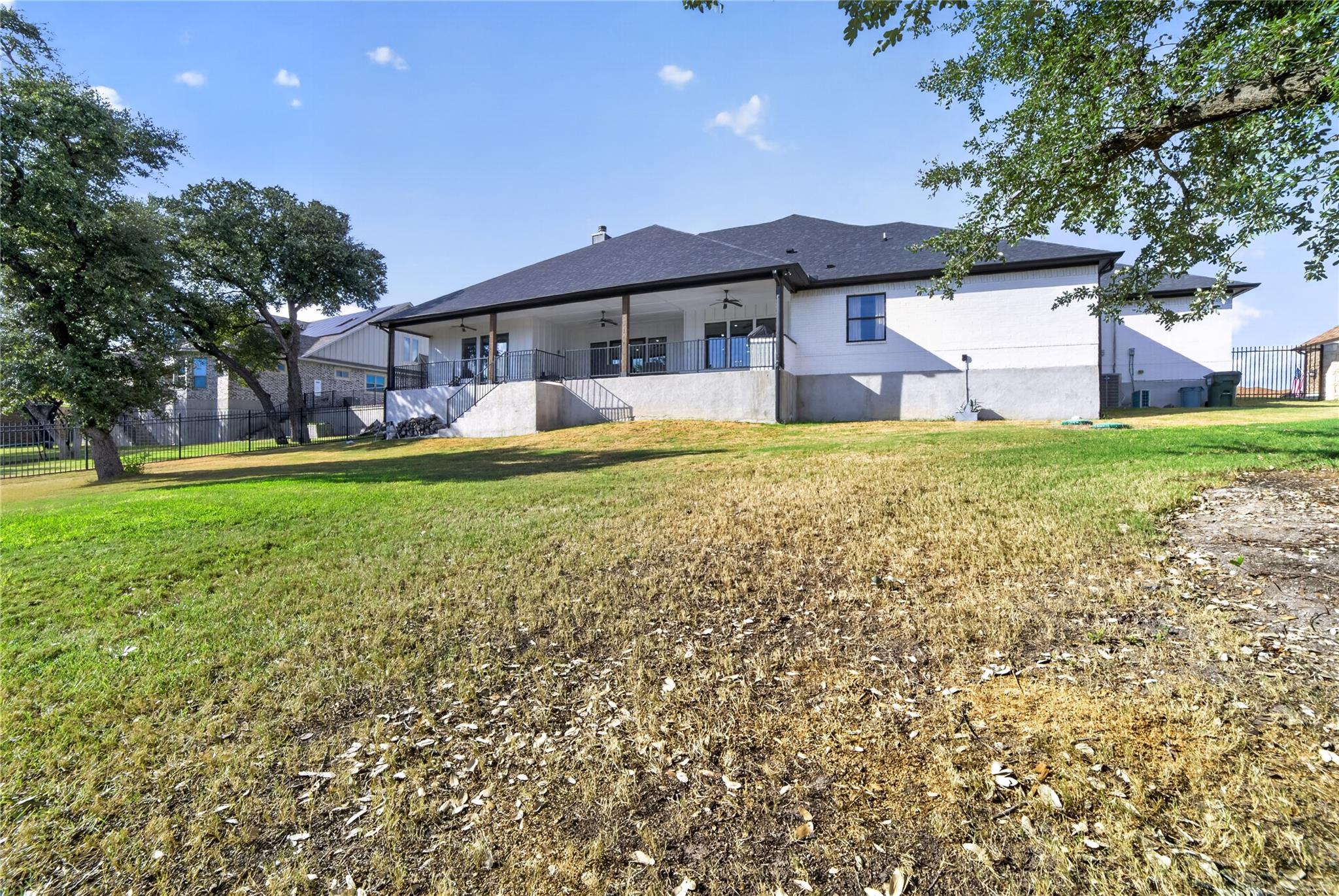 1079 Mescalero Trl Property Photo 4