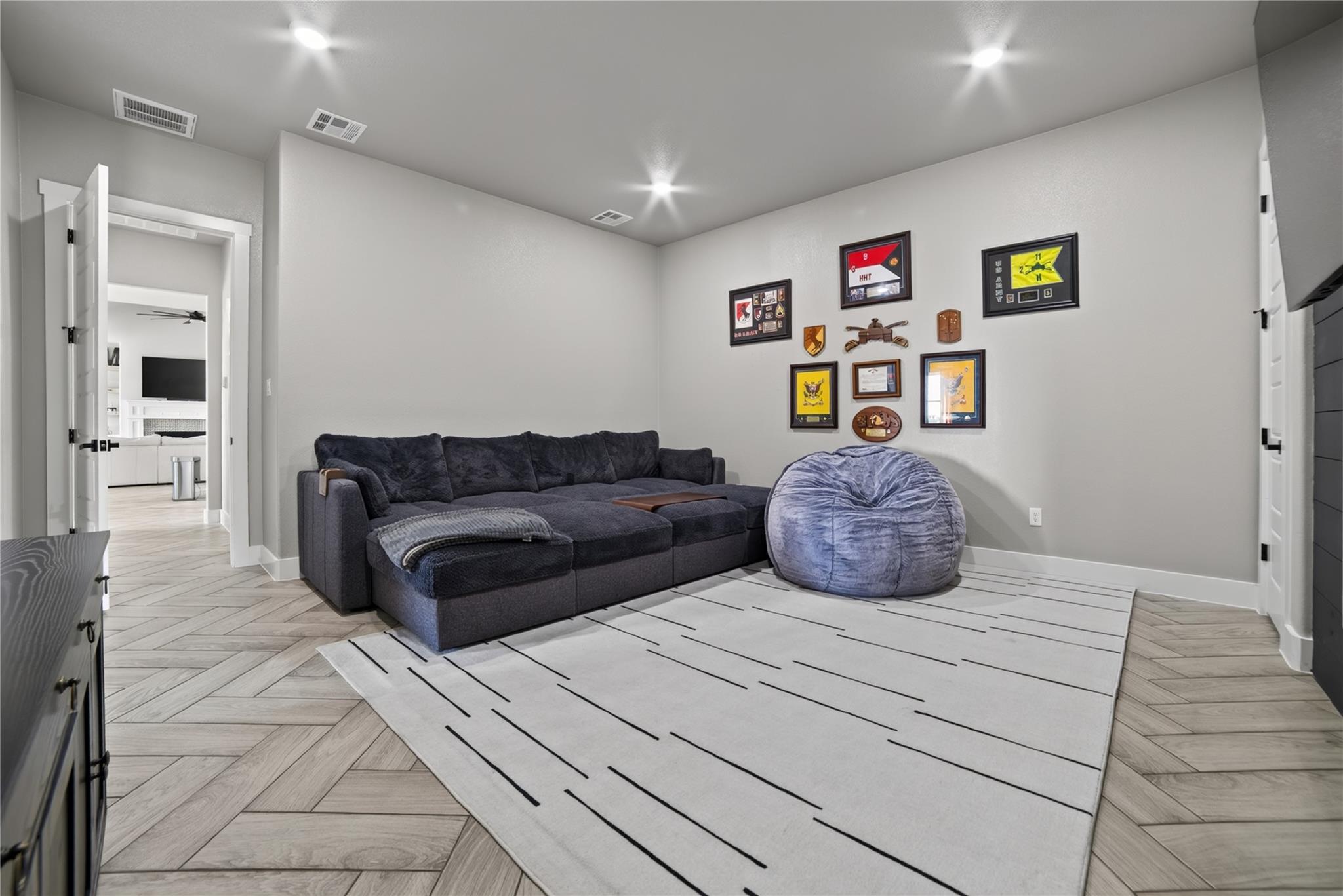 1079 Mescalero Trl Property Photo 18