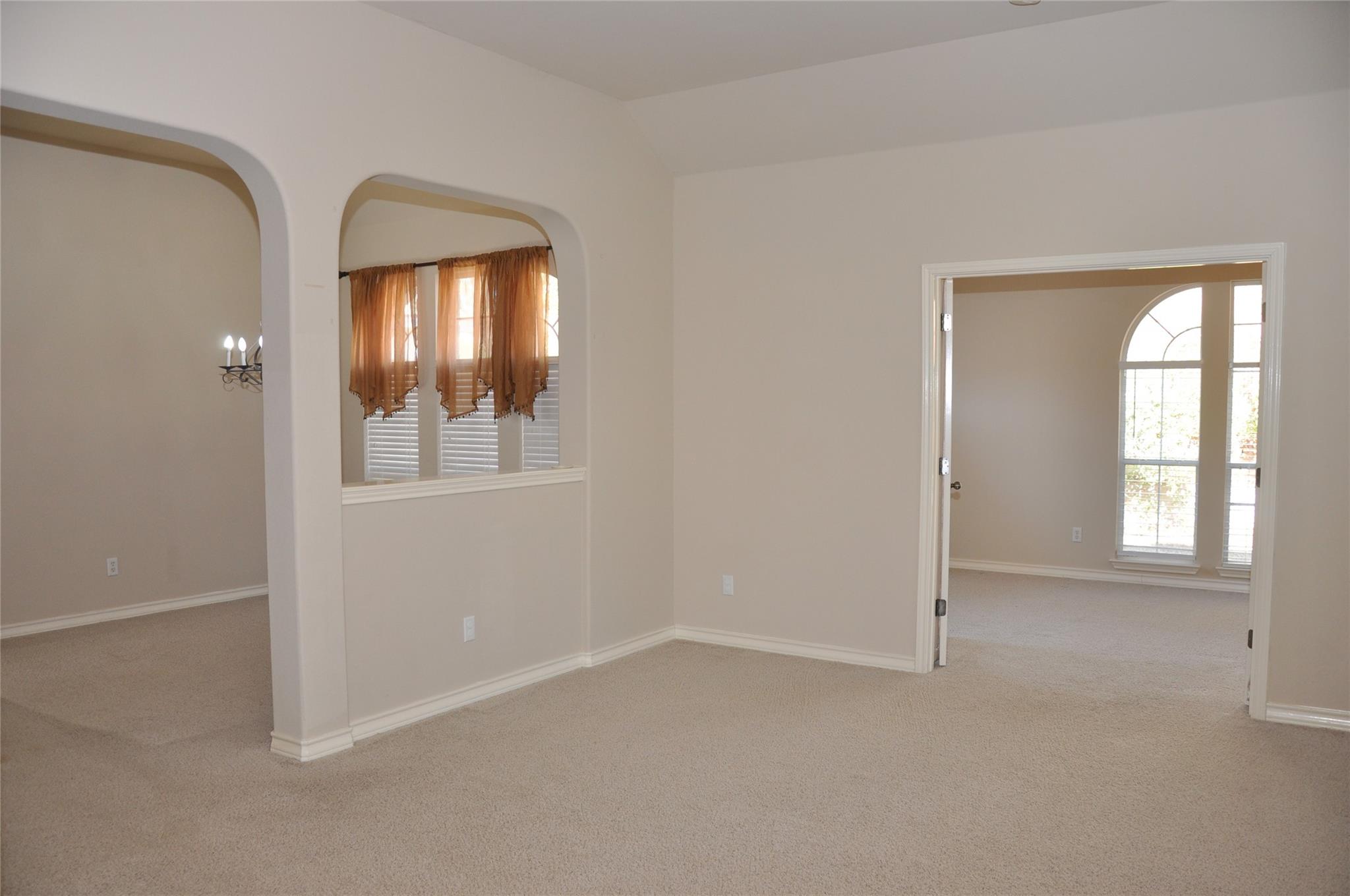 16616 Dalmahoy Dr Property Photo 11