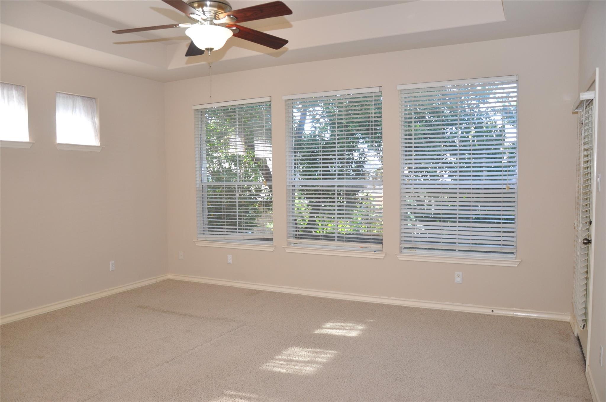 16616 Dalmahoy Dr Property Photo 22