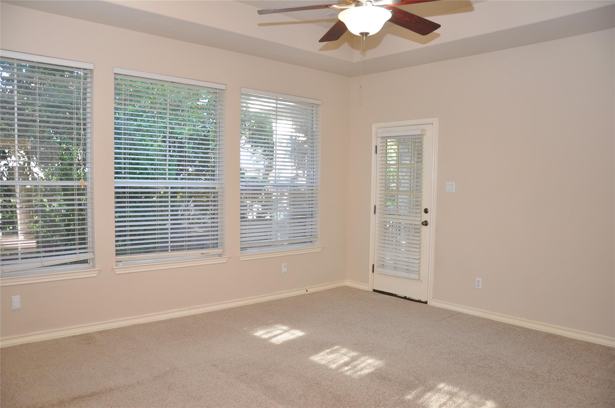 16616 Dalmahoy Dr Property Photo 23