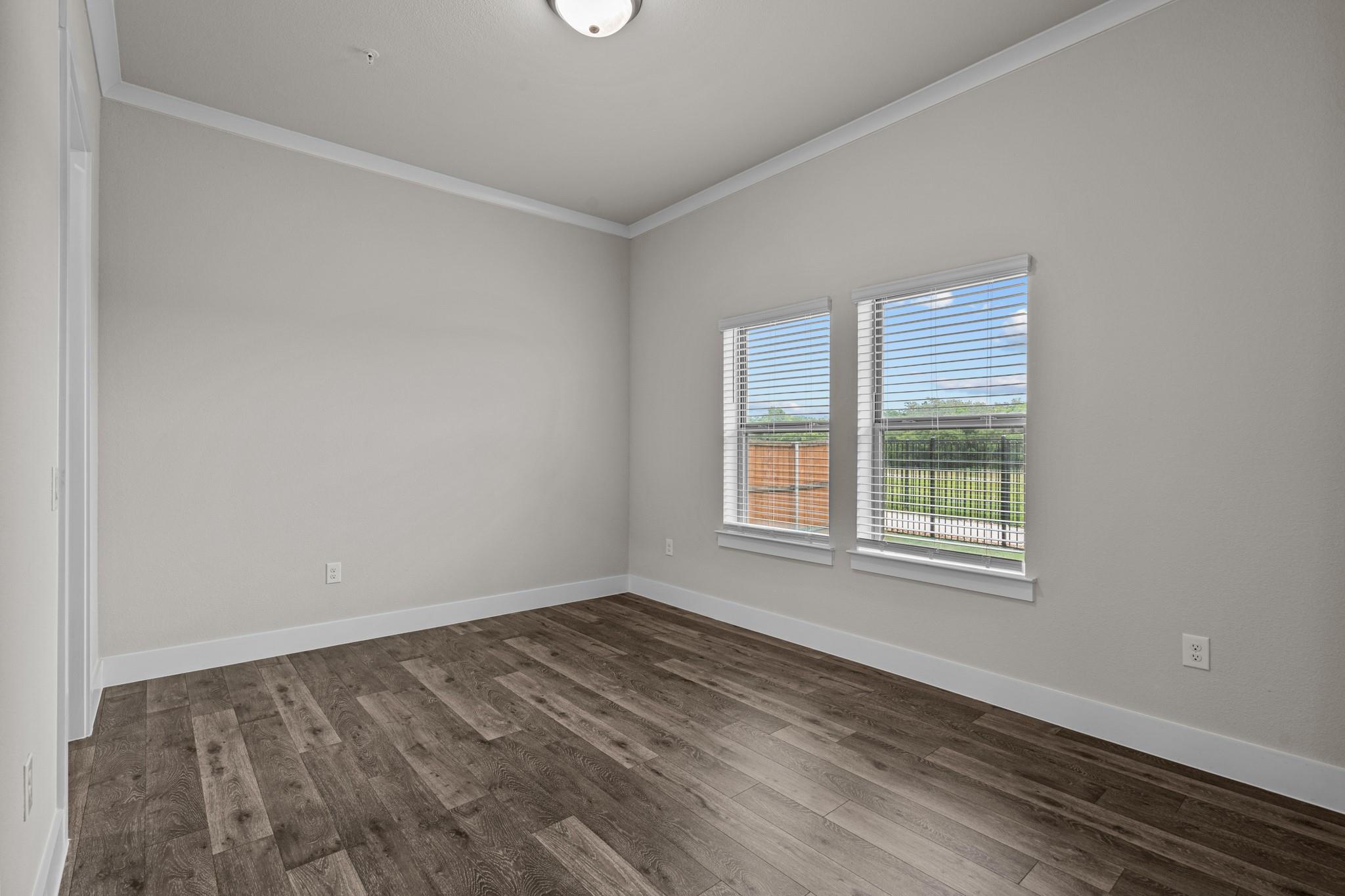 865 Limmer Loop #403 Property Photo 12