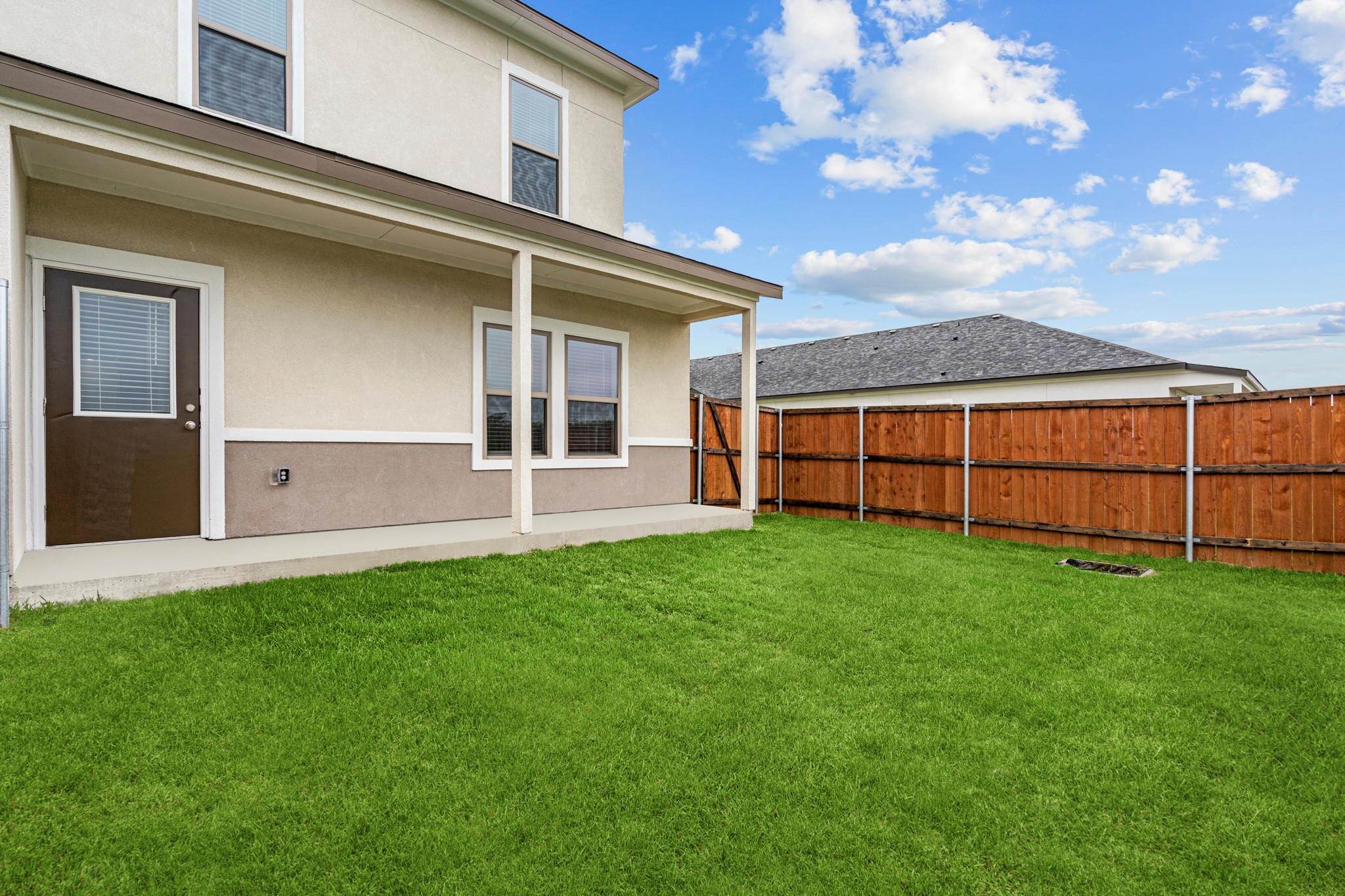 865 Limmer Loop #403 Property Photo 18