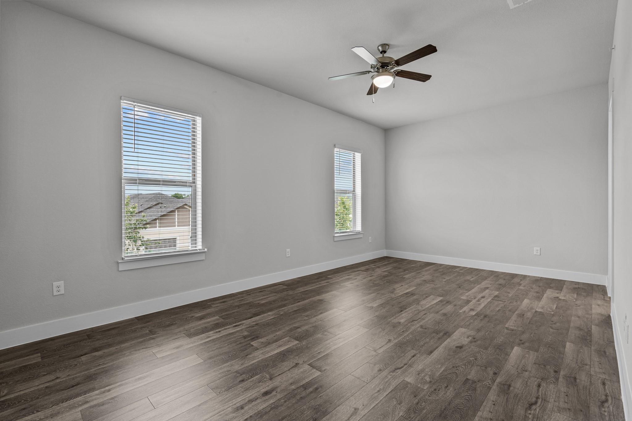 865 Limmer Loop #403 Property Photo 21