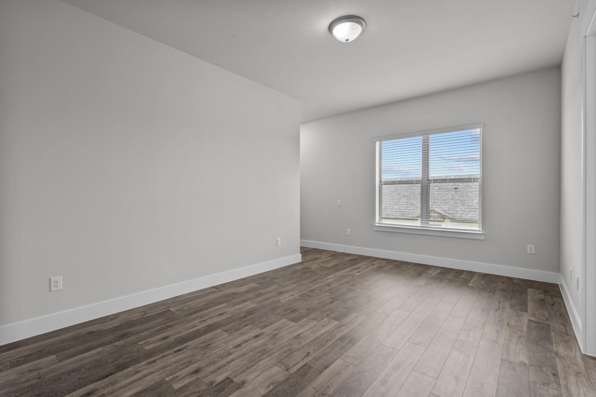 865 Limmer Loop #403 Property Photo 29