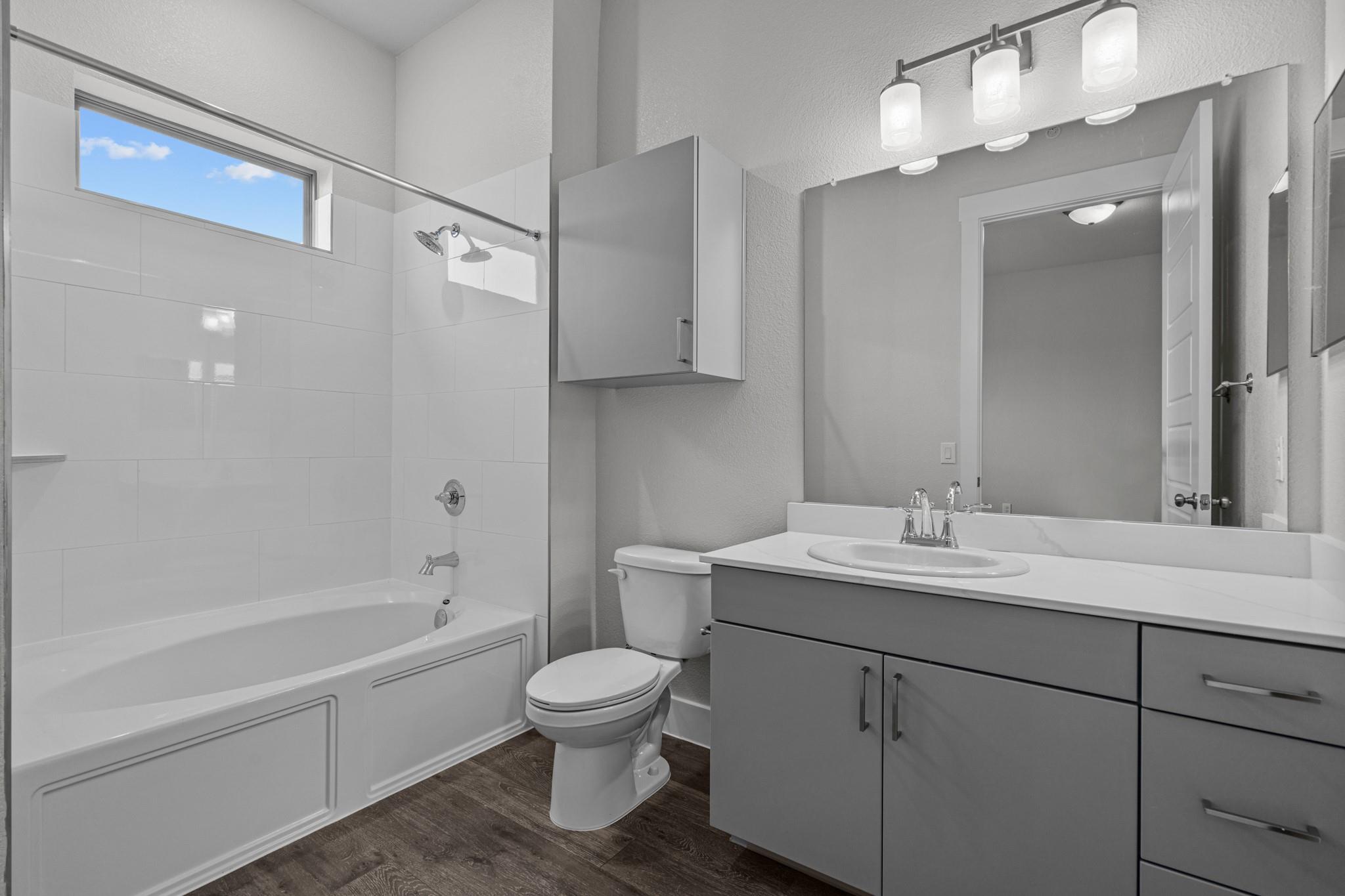 865 Limmer Loop #403 Property Photo 34
