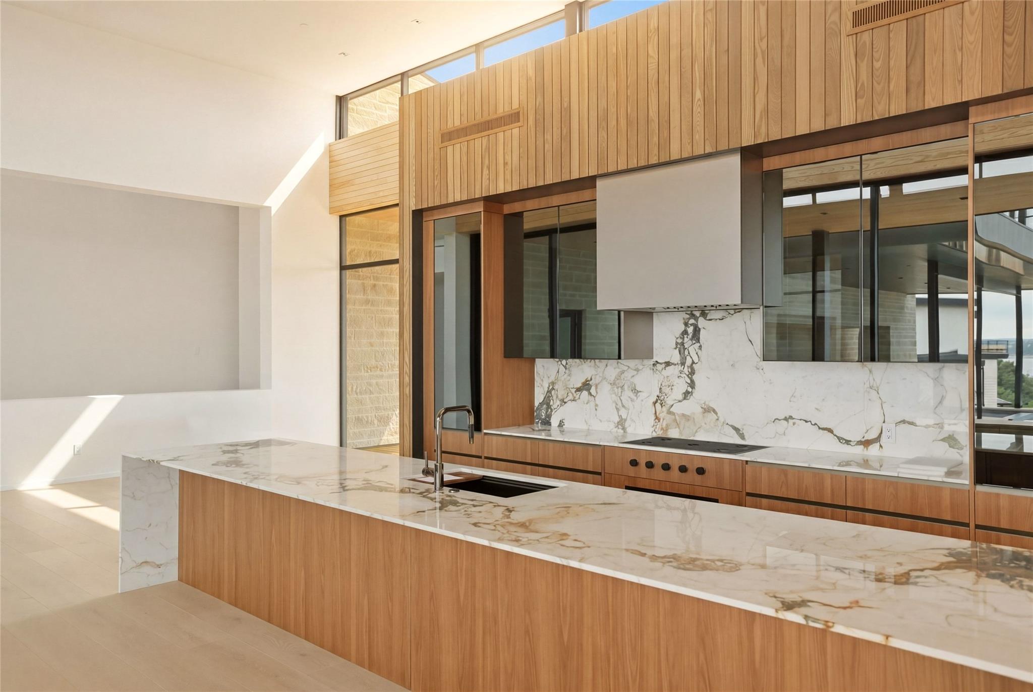 629 Casasanta Trl Property Photo 8