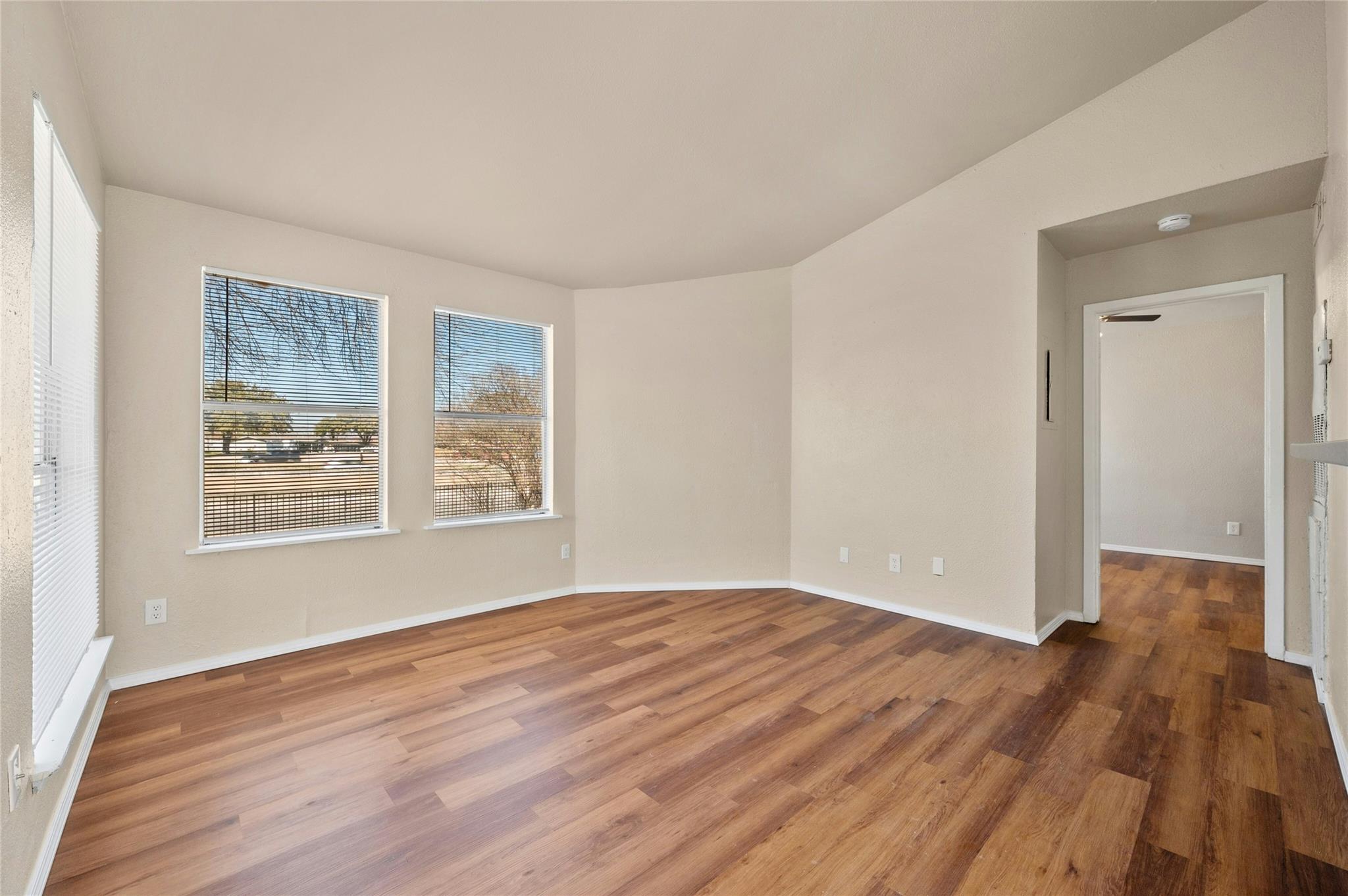 7111 E Highway 290 None E Property Photo 8