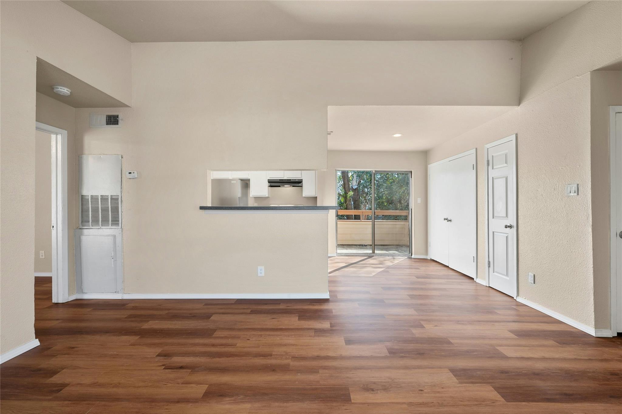 7111 E Highway 290 None E Property Photo 10