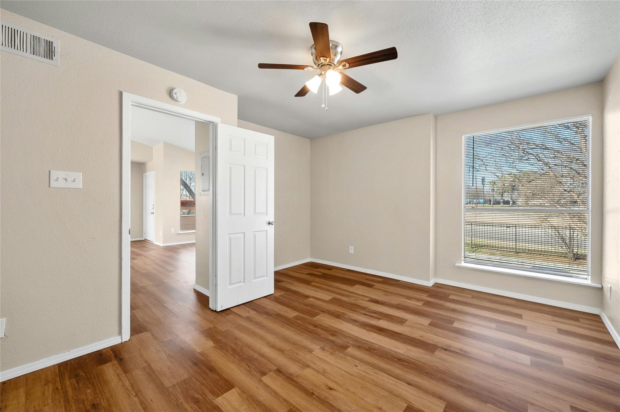 7111 E Highway 290 None E Property Photo 16