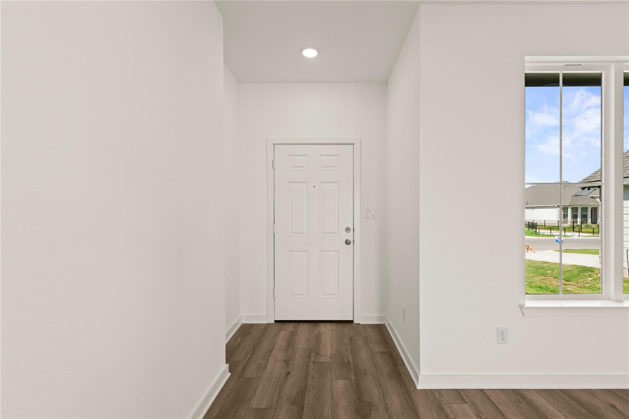 251 Gus Loop Property Photo 4