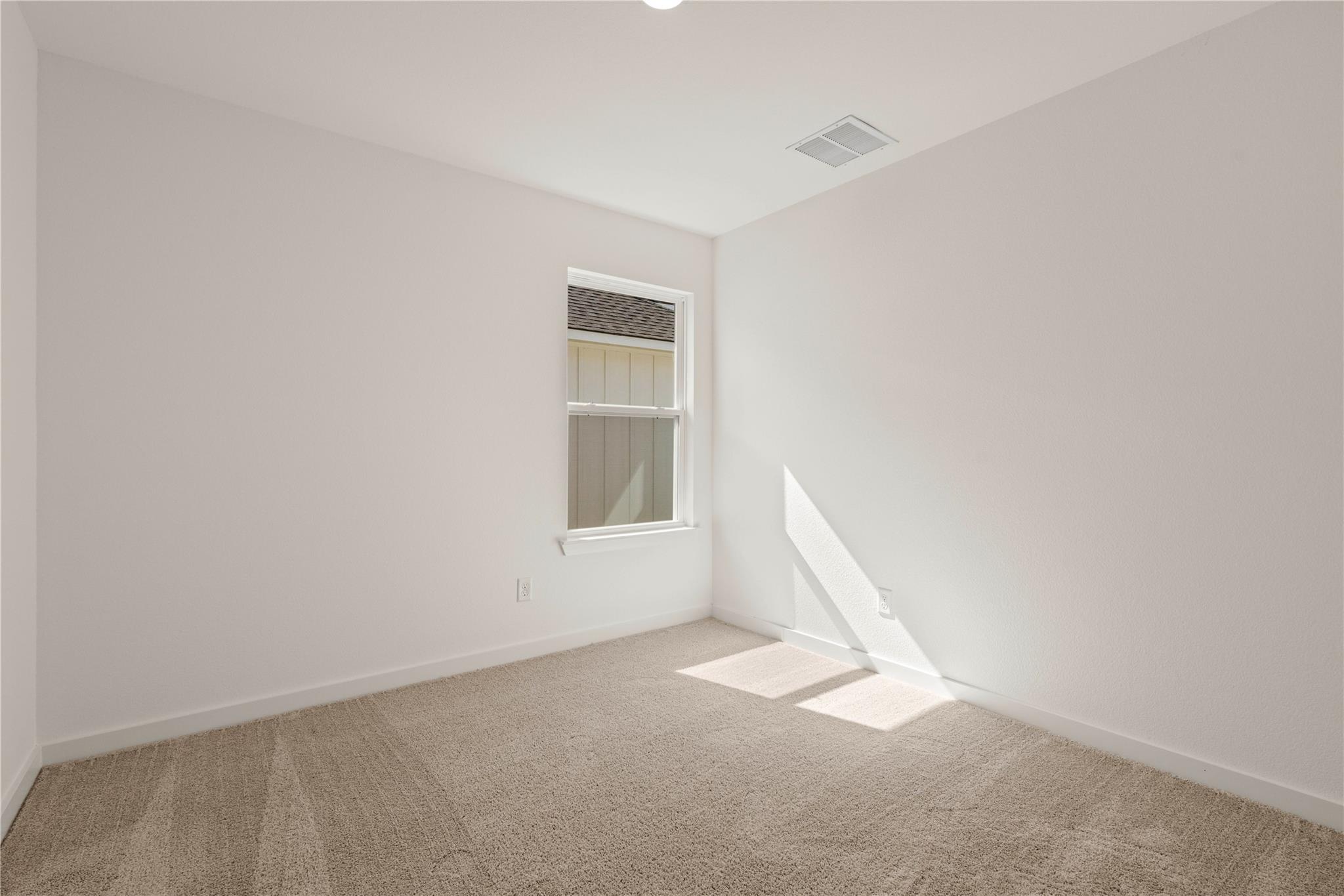 251 Gus Loop Property Photo 7