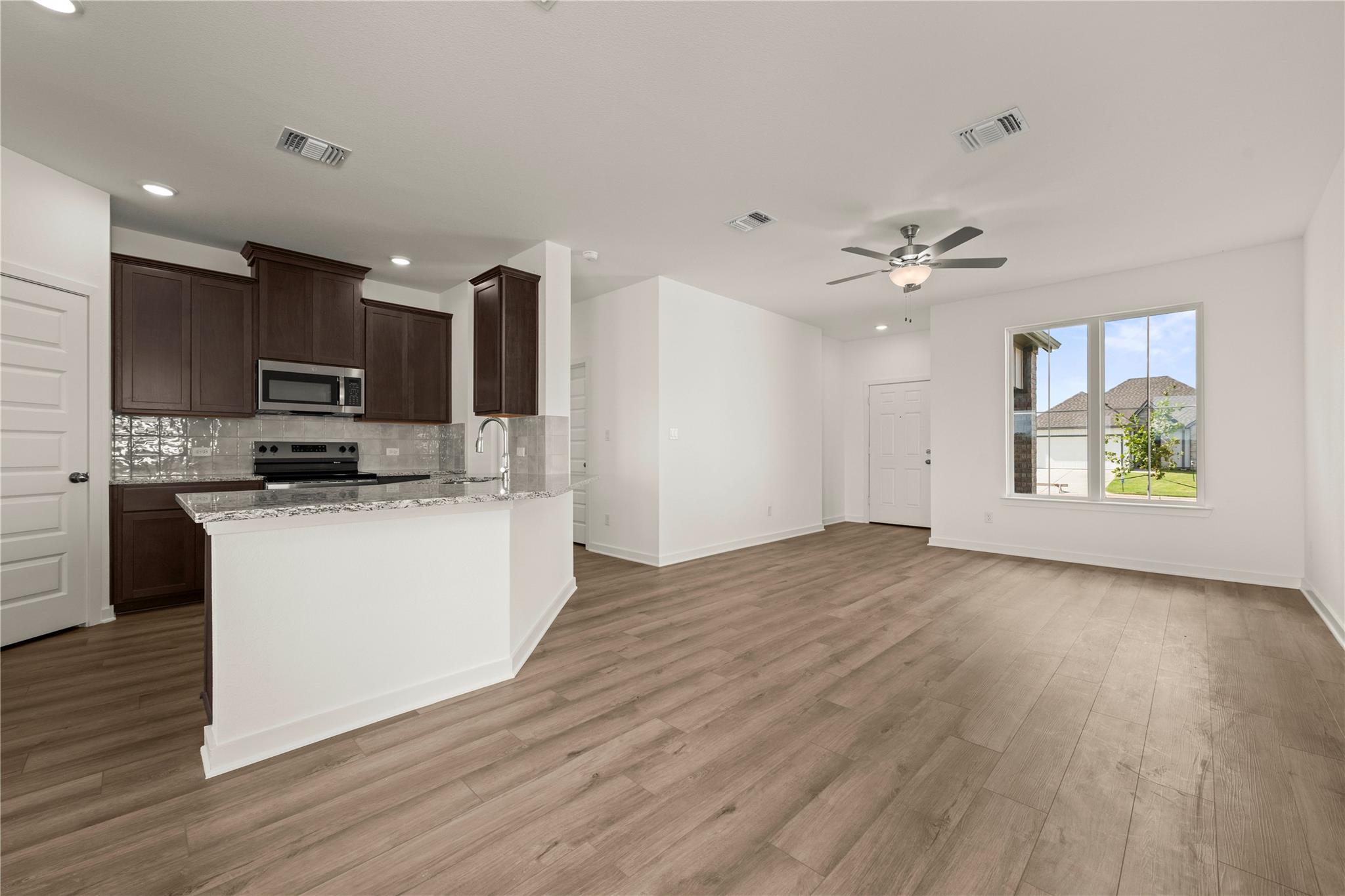 251 Gus Loop Property Photo 14