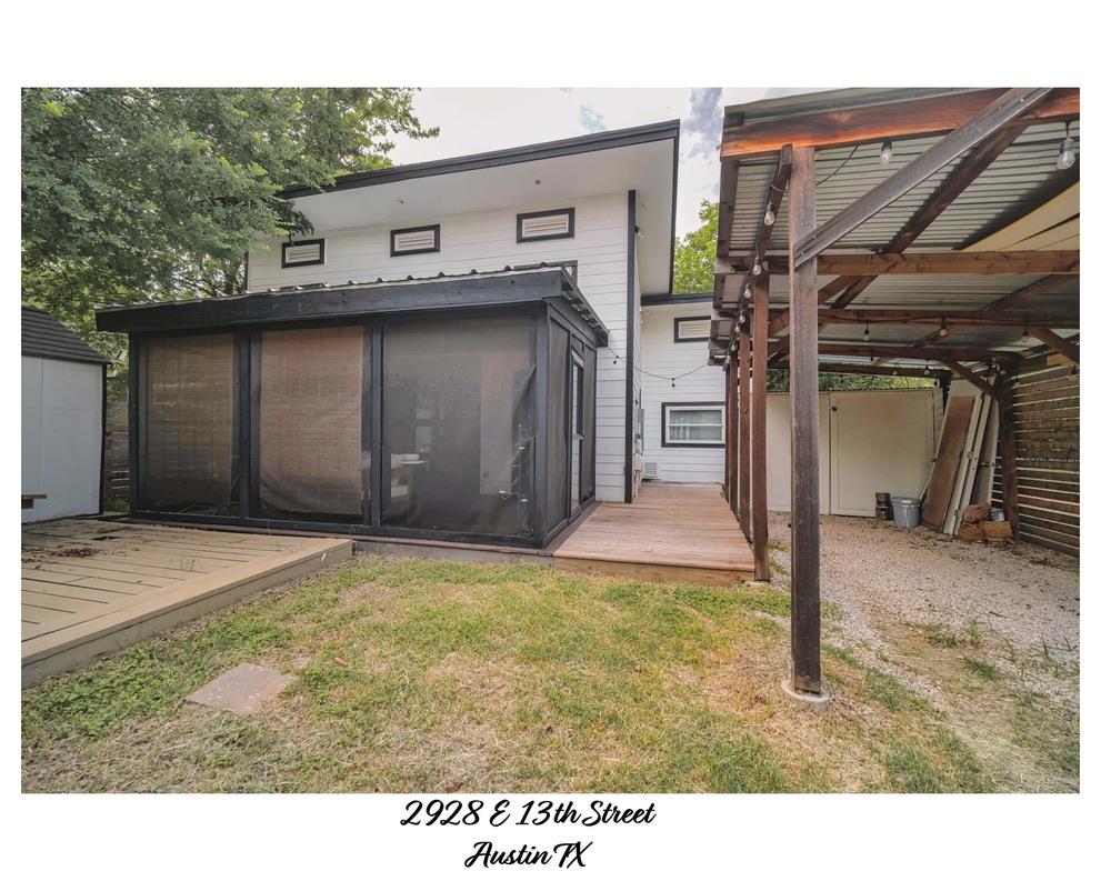 2928 E 13th St #B Property Photo 1