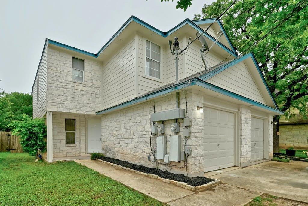 2320 Riddle Rd #a Property Photo 2