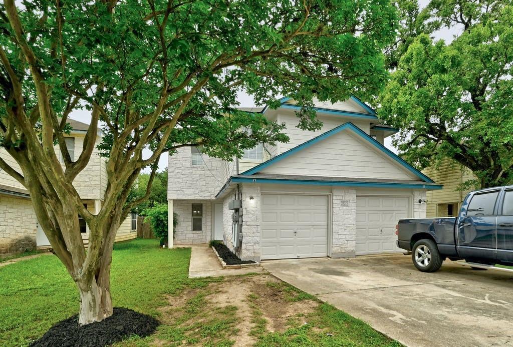 2320 Riddle Rd #a Property Photo 3
