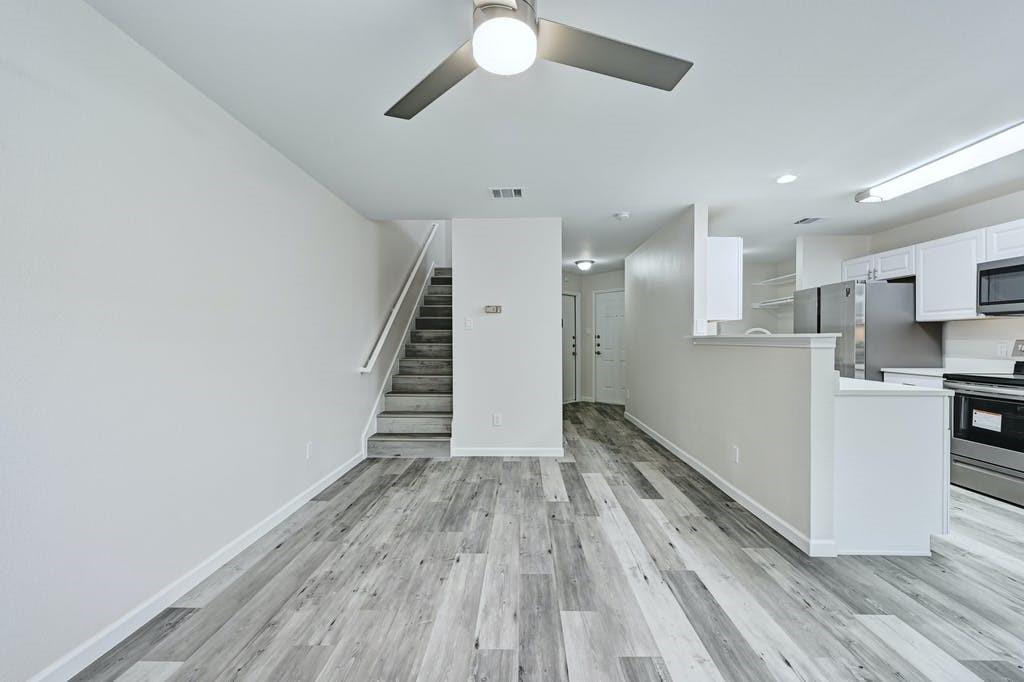 2320 Riddle Rd #a Property Photo 10
