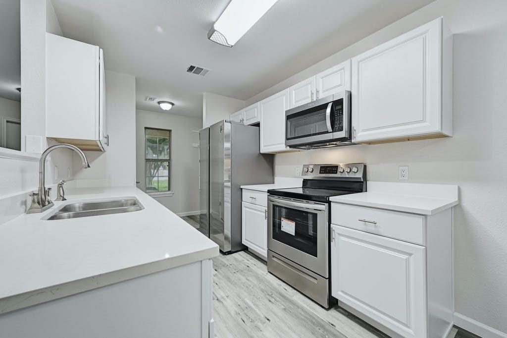 2320 Riddle Rd #a Property Photo 12
