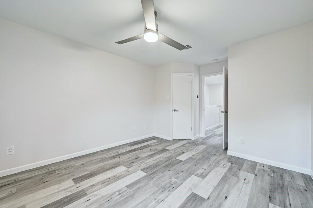 2320 Riddle Rd #a Property Photo 17