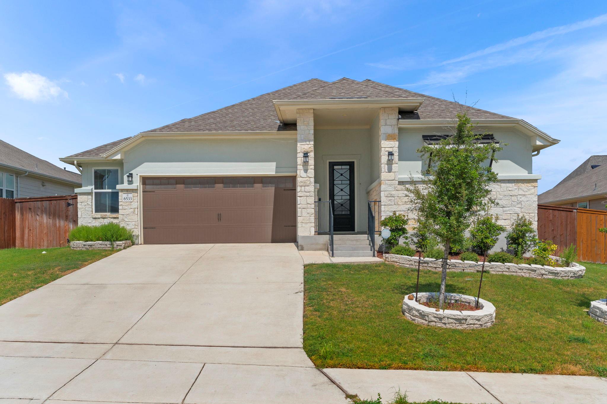 6533 Crockett Cv None Property Photo 2