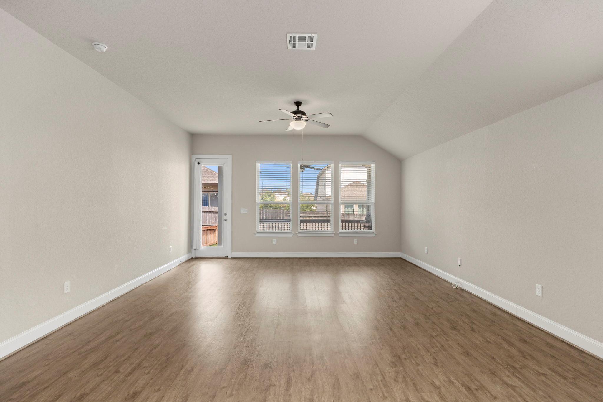 6533 Crockett Cv None Property Photo 5