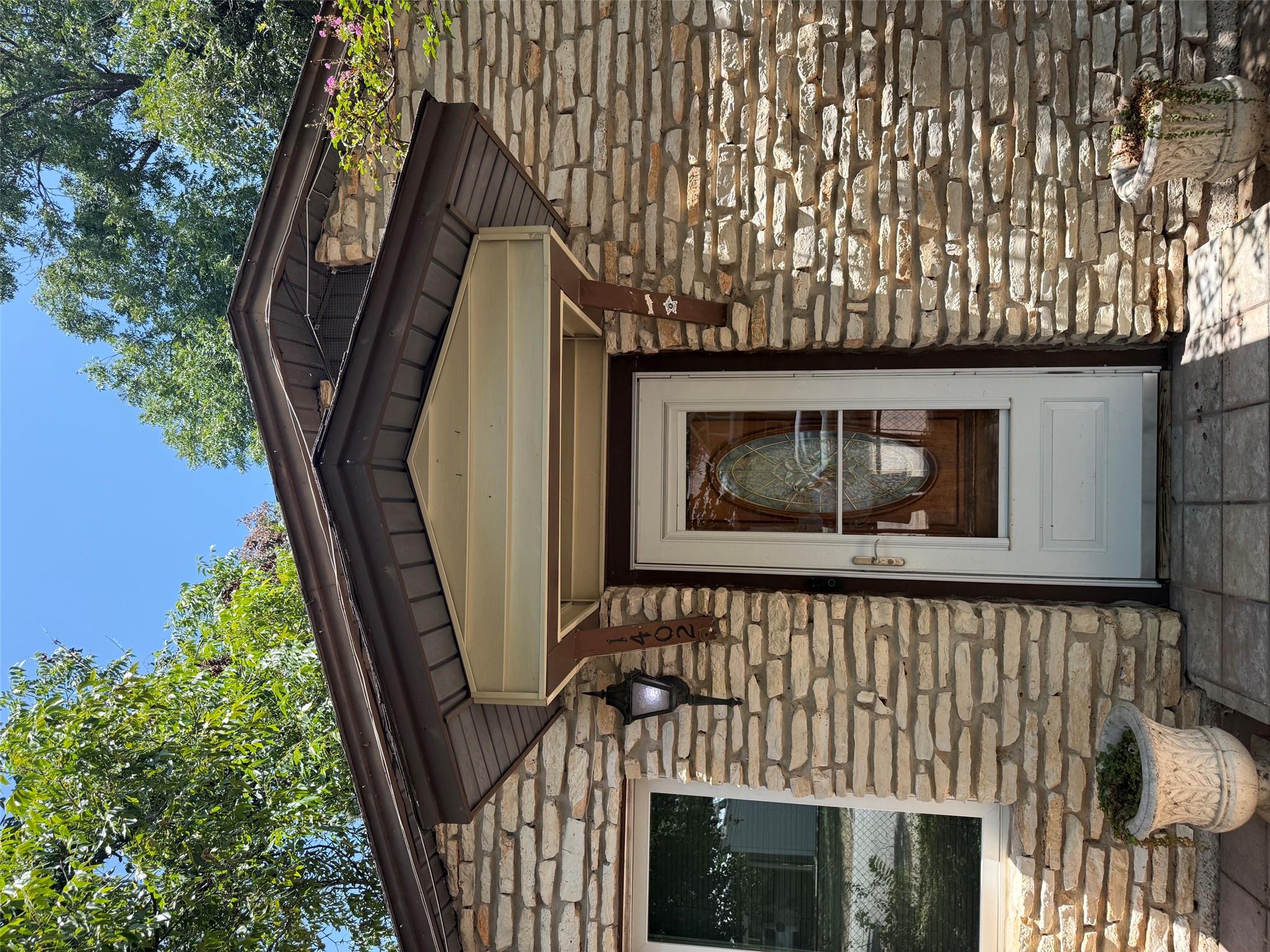 1402 Garden St Property Photo 1