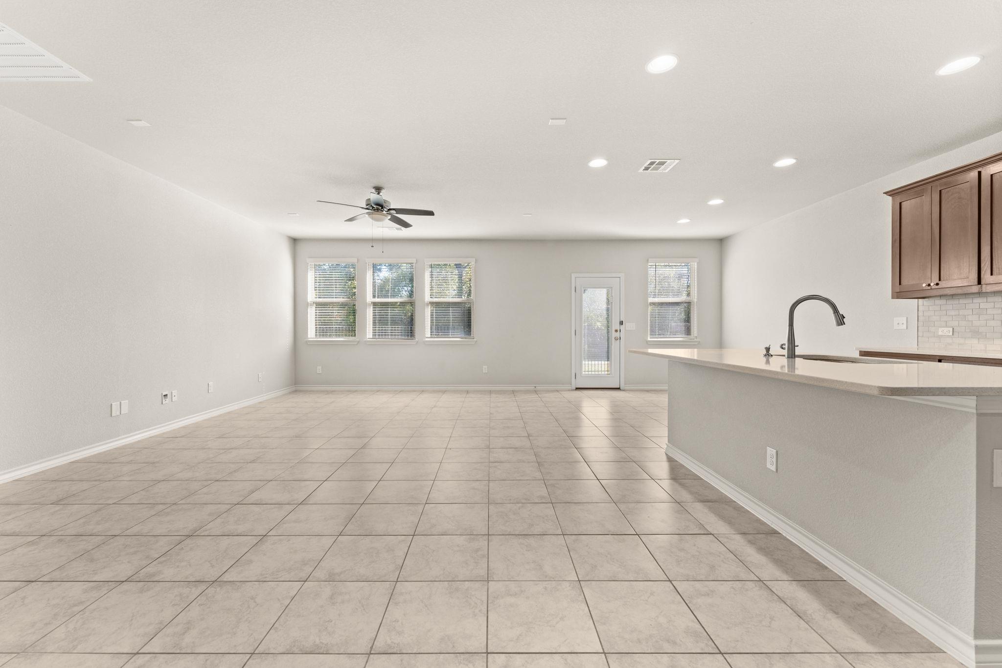 740 Aliso Trl Property Photo 6